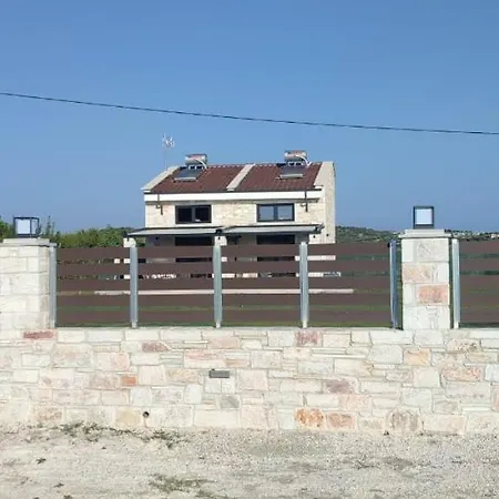 Mik & Lena 招待所 3*