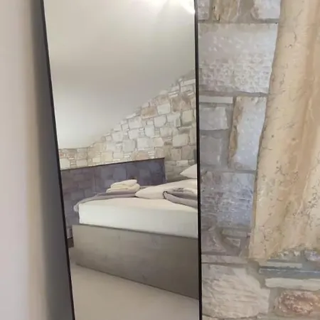 Mik & Lena 招待所