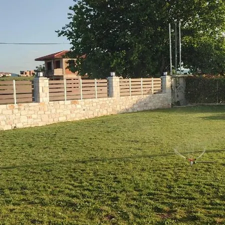 招待所 Mik & Lena 帕拉利亚狄奥尼索