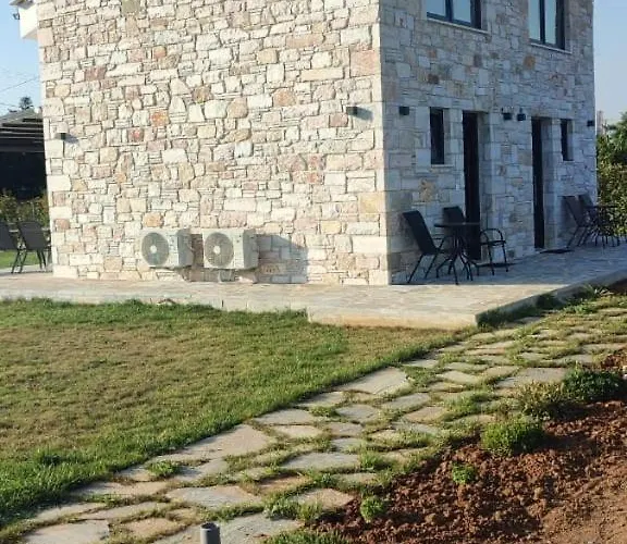 Πανσιόν Mik & Lena Παραλία Διονυσίου